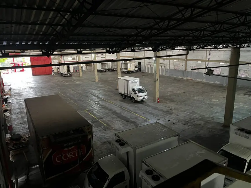 Foto 3 de Armazém / Galpão para alugar, 2275m2 em Jardim Alvorada, Jandira - SP