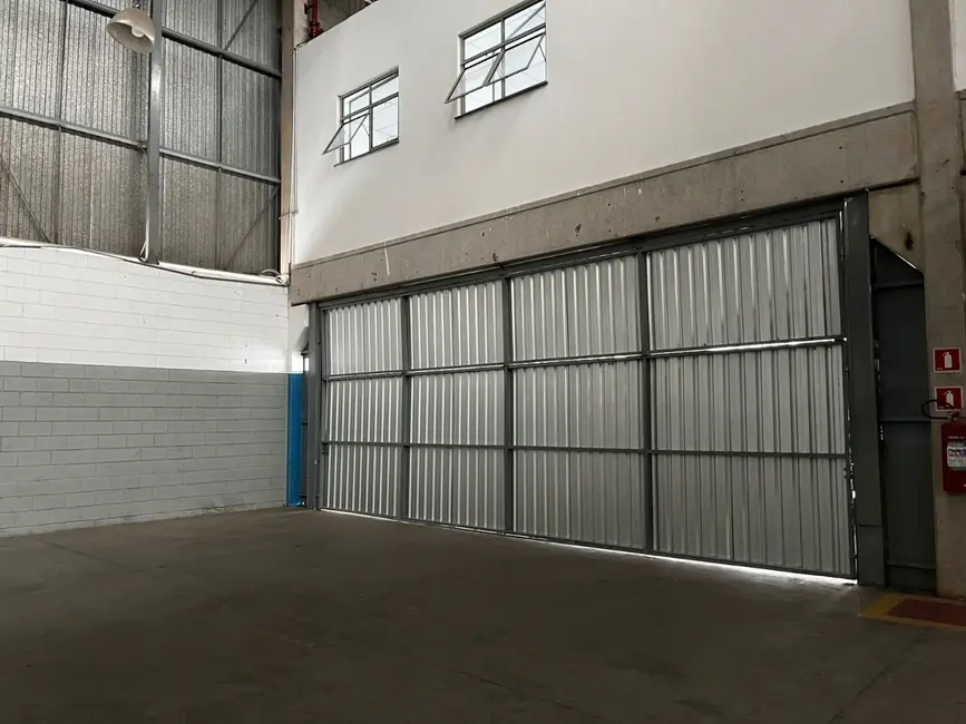 Armazém / Galpão para alugar, 787m2 em Jardim Itaquiti, Barueri - SP - imagem 9 Foto 9 de Armazém / Galpão para alugar, 787m2 em Jardim Itaquiti, Barueri - SP