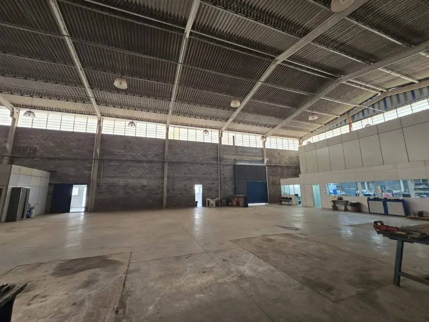 Armazém / Galpão à venda e para alugar, 1500m2 em Iporanga, Sorocaba - SP - imagem 8 Foto 8 de Armazém / Galpão à venda e para alugar, 1500m2 em Iporanga, Sorocaba - SP