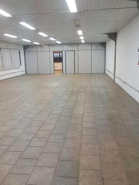 Foto 9 de Armazém / Galpão para alugar, 500m2 em Jardim São Paulo, Sorocaba - SP