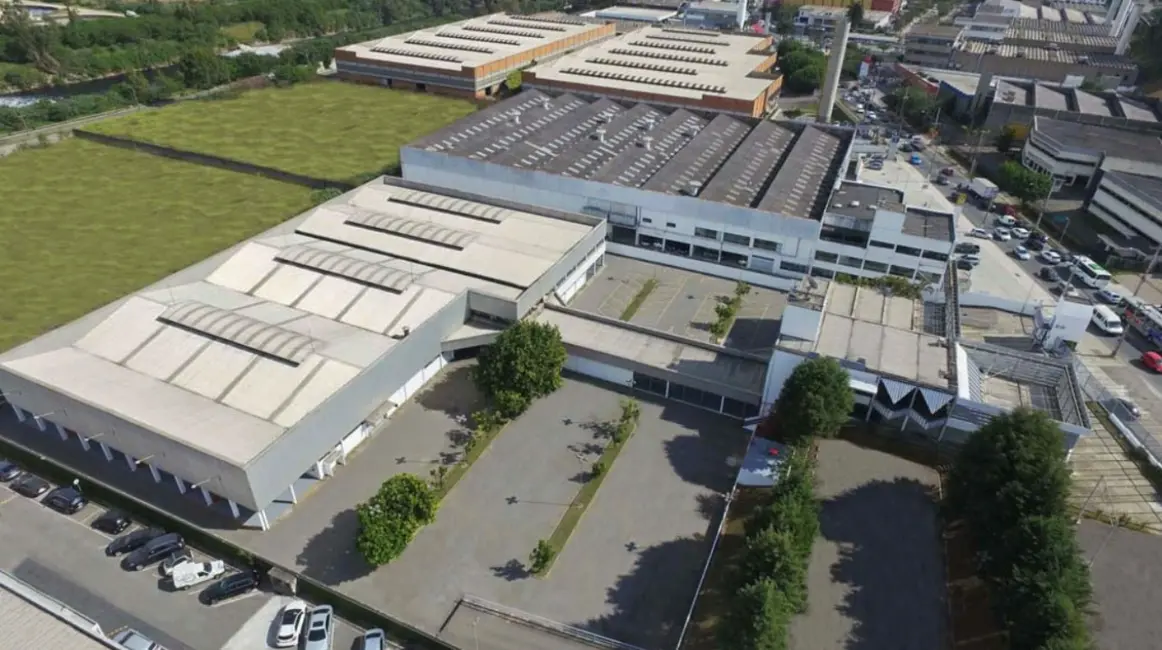 Armazém / Galpão para alugar, 2687m2 em Barueri - SP - imagem 2 Foto 2 de Armazém / Galpão para alugar, 2687m2 em Barueri - SP