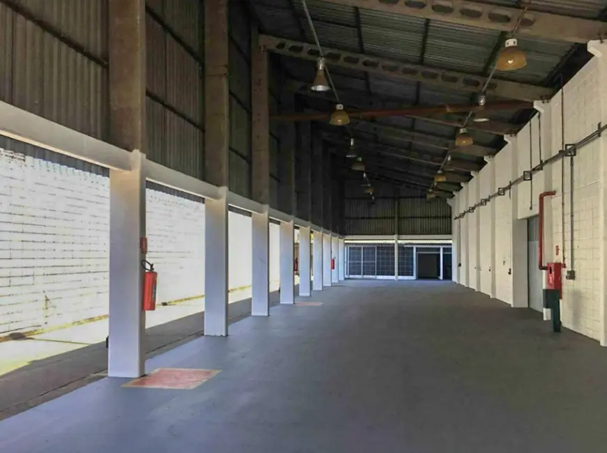 Armazém / Galpão para alugar, 2687m2 em Barueri - SP - imagem 8 Foto 8 de Armazém / Galpão para alugar, 2687m2 em Barueri - SP