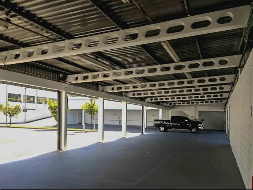 Armazém / Galpão para alugar, 2687m2 em Barueri - SP - imagem 9 Foto 9 de Armazém / Galpão para alugar, 2687m2 em Barueri - SP