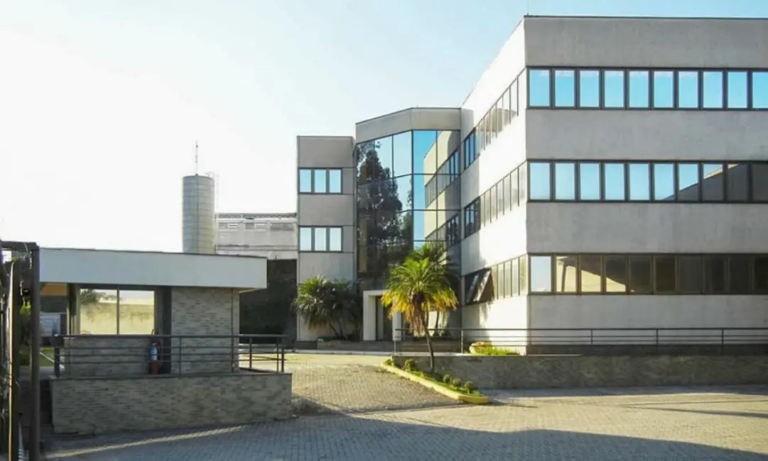 Armazém / Galpão para alugar, 2672m2 em Barueri - SP - imagem 6 Foto 6 de Armazém / Galpão para alugar, 2672m2 em Barueri - SP