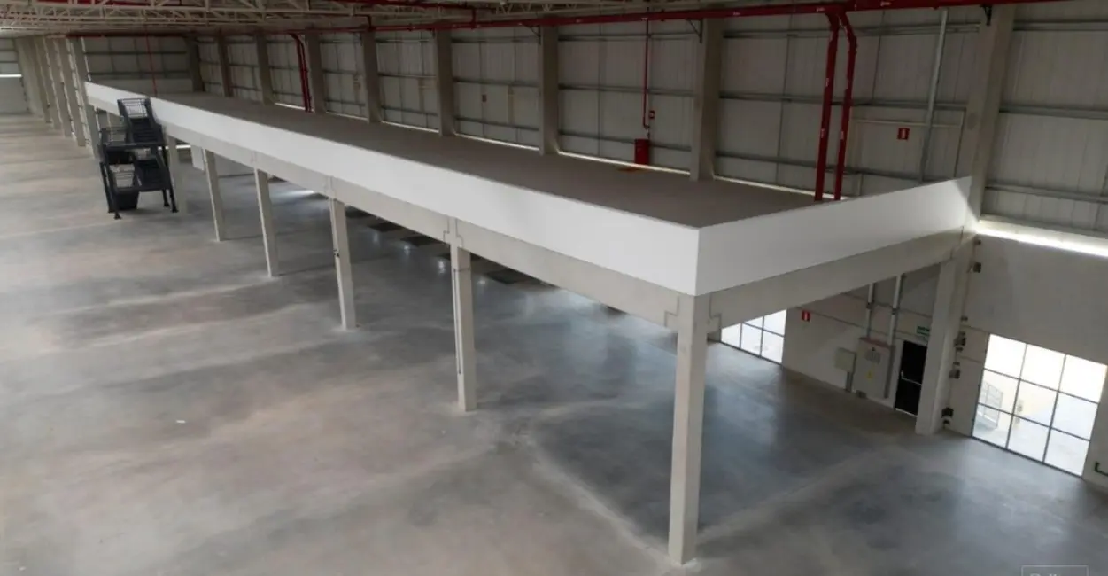 Foto 7 de Armazém / Galpão para alugar, 4961m2 em Maria Imaculada, Embu Das Artes - SP
