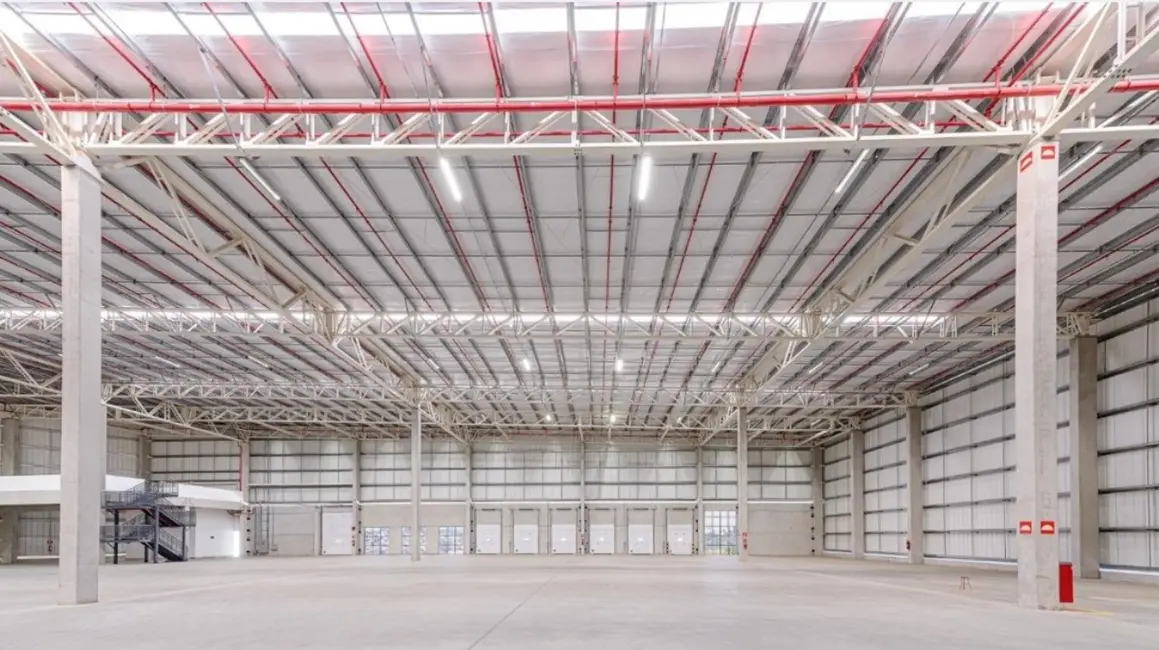 Foto 2 de Armazém / Galpão para alugar, 4961m2 em Maria Imaculada, Embu Das Artes - SP