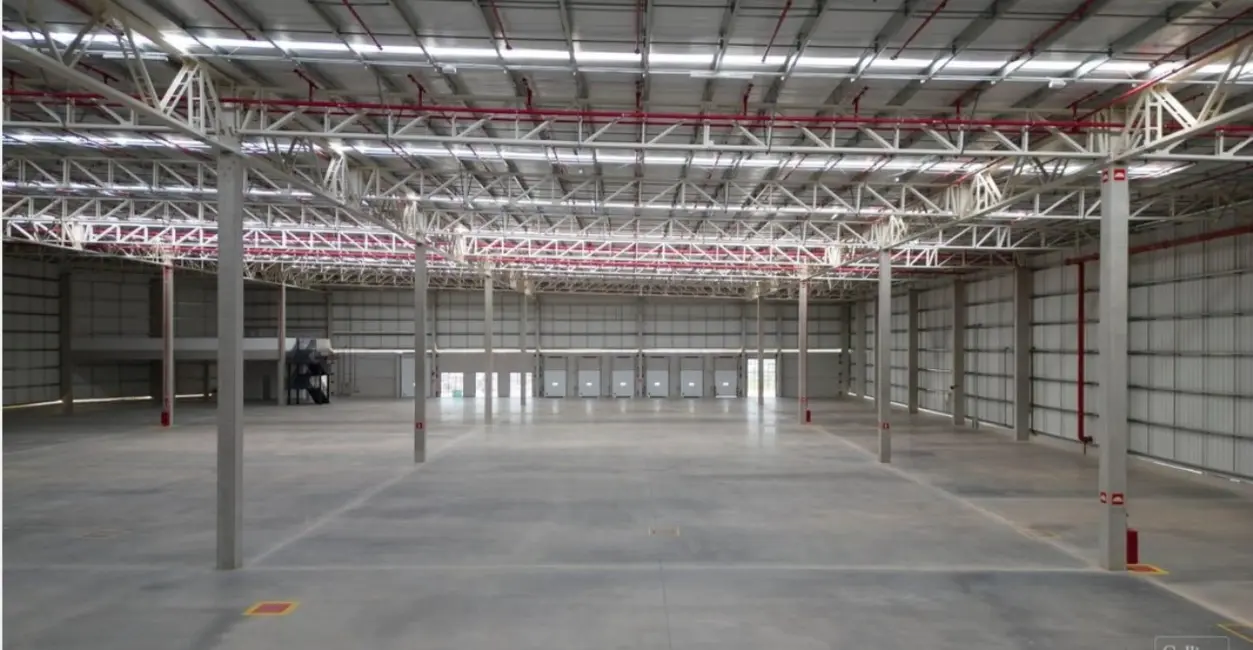 Foto 4 de Armazém / Galpão para alugar, 4961m2 em Maria Imaculada, Embu Das Artes - SP