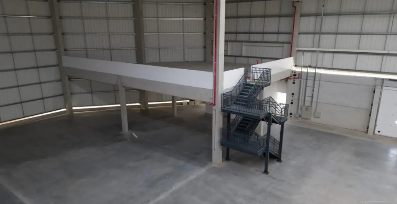 Foto 8 de Armazém / Galpão para alugar, 4961m2 em Maria Imaculada, Embu Das Artes - SP