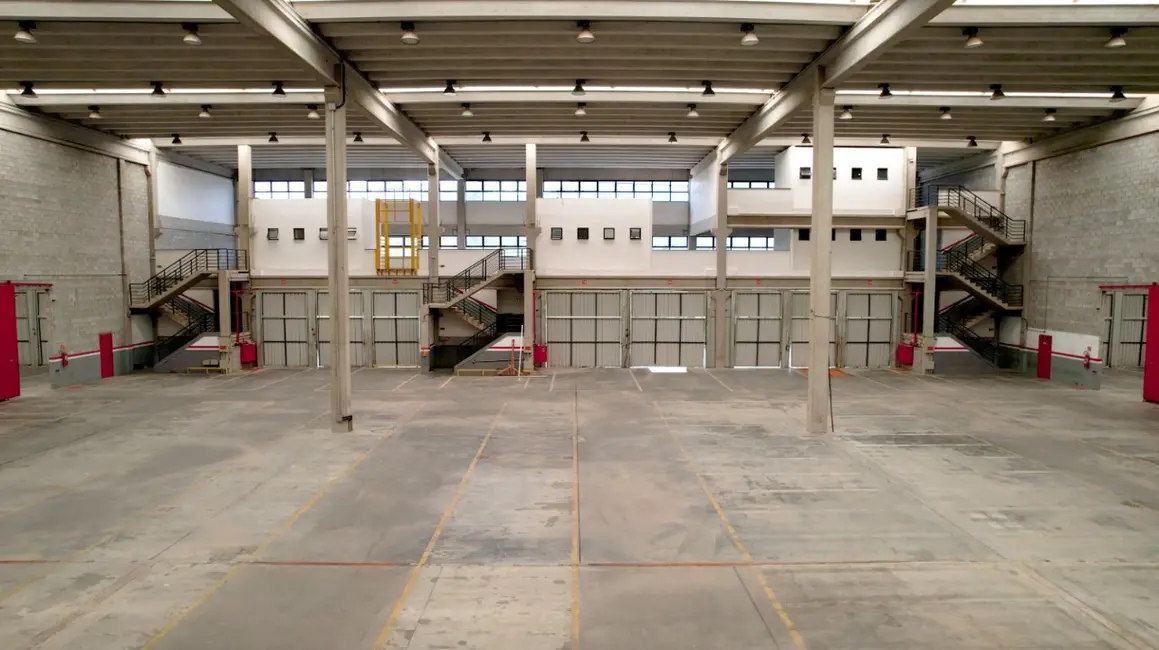 Armazém / Galpão para alugar, 5000m2 em Centro, Aracariguama - SP - imagem 7 Foto 7 de Armazém / Galpão para alugar, 5000m2 em Centro, Aracariguama - SP