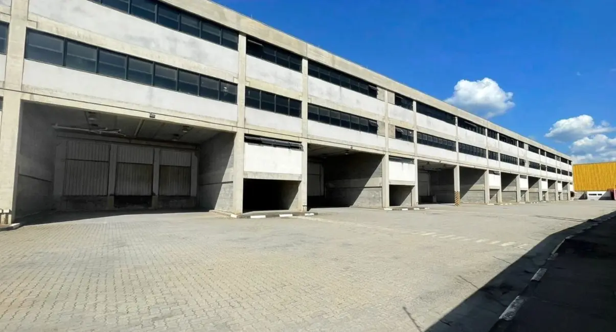 Armazém / Galpão para alugar, 1000m2 em Centro, Aracariguama - SP - imagem 2 Foto 2 de Armazém / Galpão para alugar, 1000m2 em Centro, Aracariguama - SP