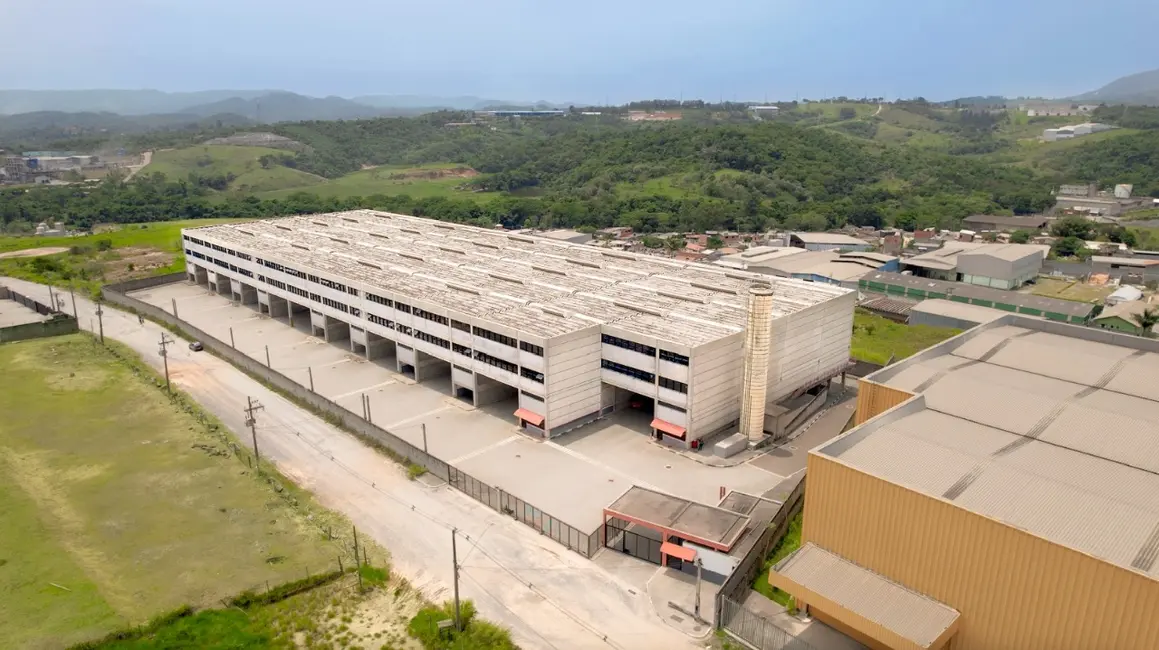 Armazém / Galpão para alugar, 1000m2 em Centro, Aracariguama - SP - imagem 3 Foto 3 de Armazém / Galpão para alugar, 1000m2 em Centro, Aracariguama - SP