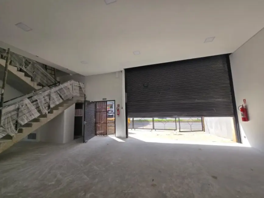 Armazém / Galpão para alugar, 273m2 em Jardim do Paço, Sorocaba - SP - imagem 6 Foto 6 de Armazém / Galpão para alugar, 273m2 em Jardim do Paço, Sorocaba - SP