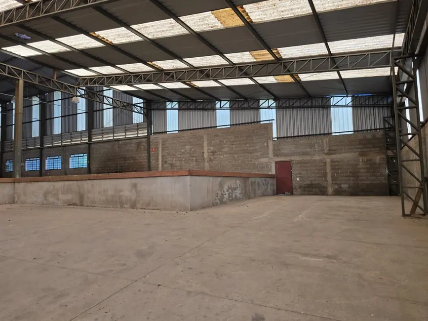 Foto 2 de Armazém / Galpão para alugar, 4000m2 em Centro, Aracariguama - SP