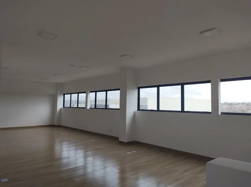 Foto 8 de Armazém / Galpão para alugar, 748m2 em Parque Empresarial das Mangueiras, Sorocaba - SP