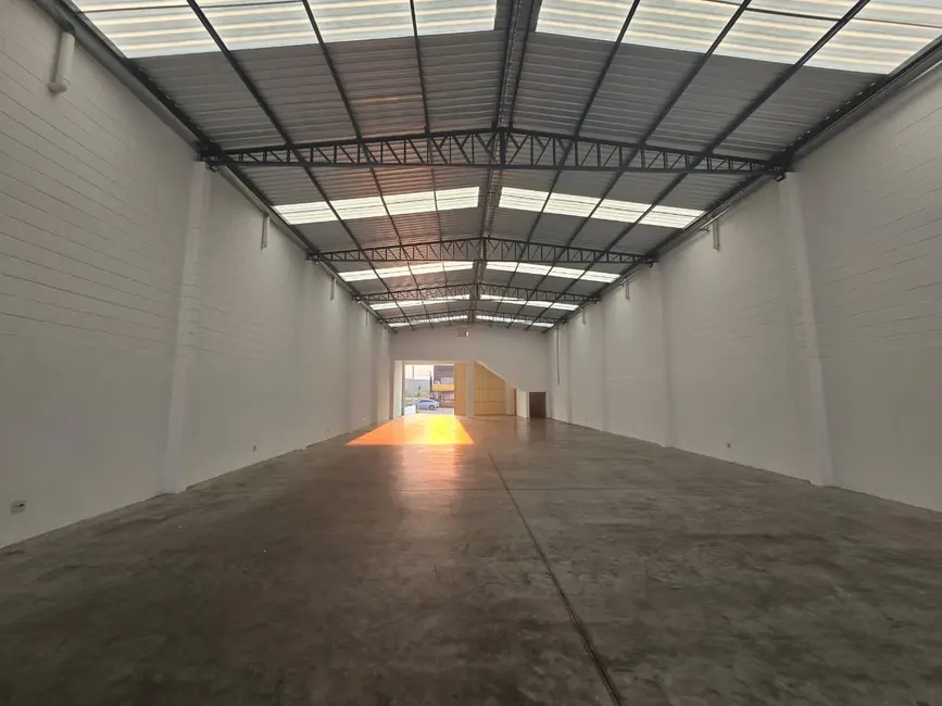 Foto 4 de Armazém / Galpão para alugar, 616m2 em Zona Industrial, Sorocaba - SP