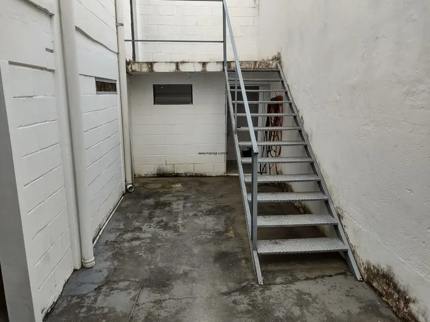 Armazém / Galpão à venda, 320m2 em Éden, Sorocaba - SP - imagem 8 Foto 8 de Armazém / Galpão à venda, 320m2 em Éden, Sorocaba - SP