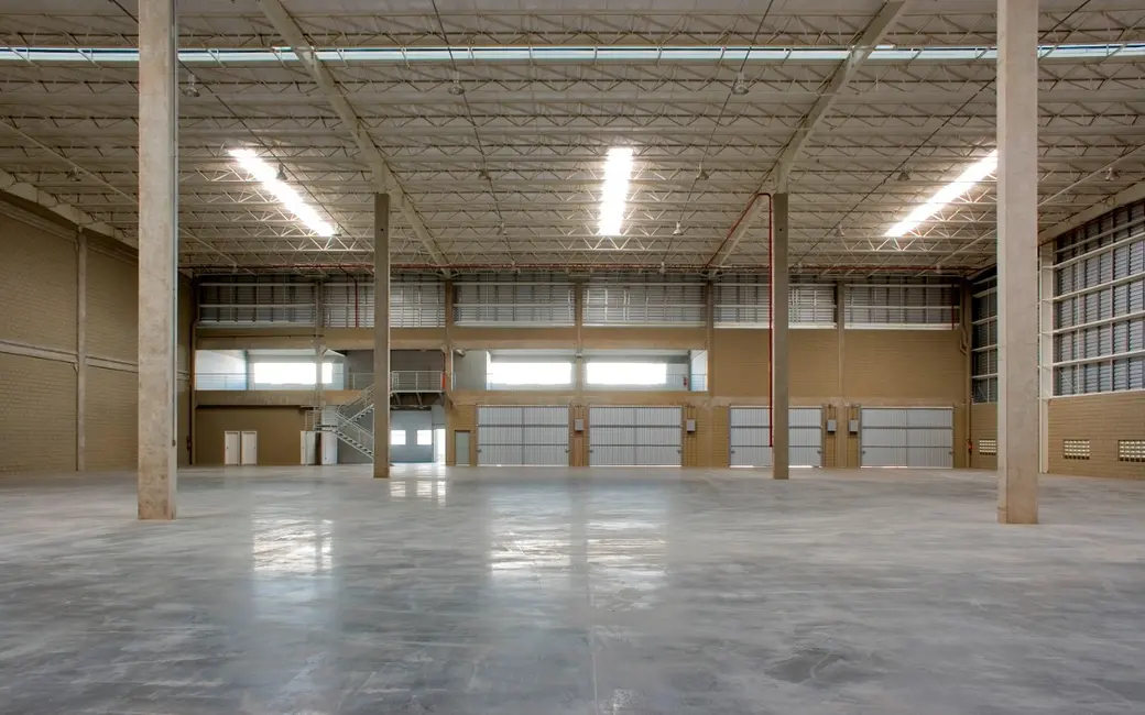 Foto 2 de Armazém / Galpão para alugar, 3239m2 em Distrito Industrial, Jundiai - SP