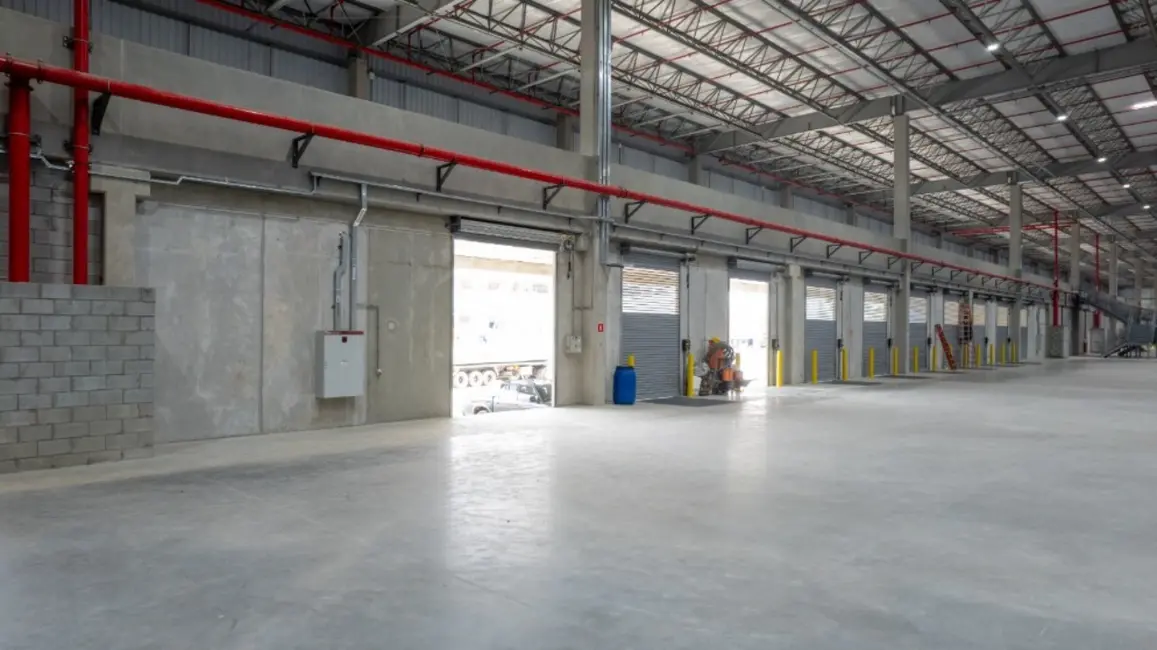 Armazém / Galpão para alugar, 2564m2 em Jardim Belvedere, Guarulhos - SP - imagem 6 Foto 6 de Armazém / Galpão para alugar, 2564m2 em Jardim Belvedere, Guarulhos - SP