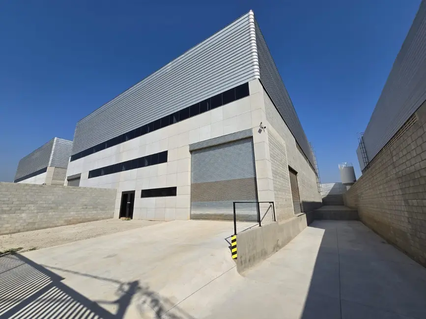 Foto 3 de Armazém / Galpão para alugar, 748m2 em Parque Empresarial das Mangueiras, Sorocaba - SP