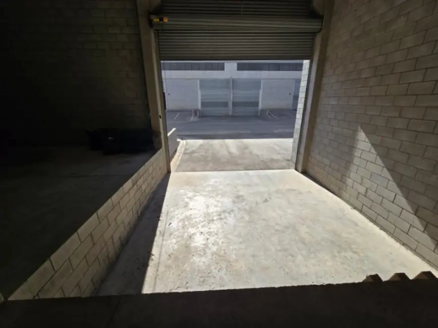 Armazém / Galpão para alugar, 1100m2 em Iporanga, Sorocaba - SP - imagem 7 Foto 7 de Armazém / Galpão para alugar, 1100m2 em Iporanga, Sorocaba - SP
