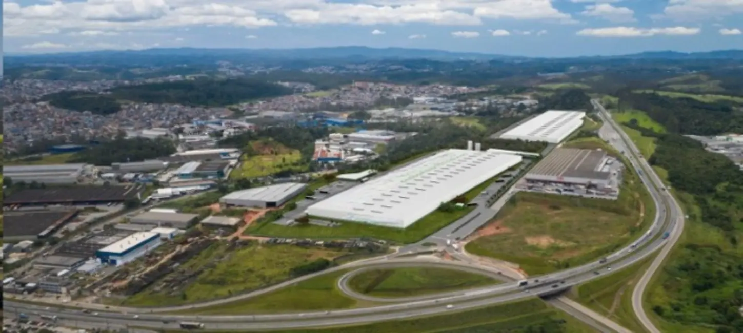 Foto 2 de Armazém / Galpão para alugar, 6662m2 em Loteamento Industrial Coral, Maua - SP