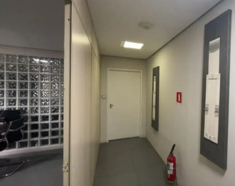 Foto 6 de Armazém / Galpão para alugar, 2000m2 em Jardim Belval, Barueri - SP