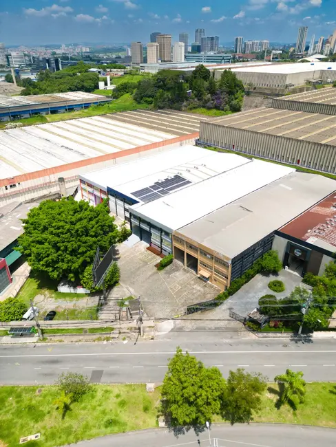 Foto 3 de Armazém / Galpão para alugar, 1700m2 em Tamboré, Barueri - SP