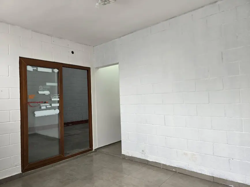 Foto 6 de Armazém / Galpão para alugar, 200m2 em Jardim Leocádia, Sorocaba - SP