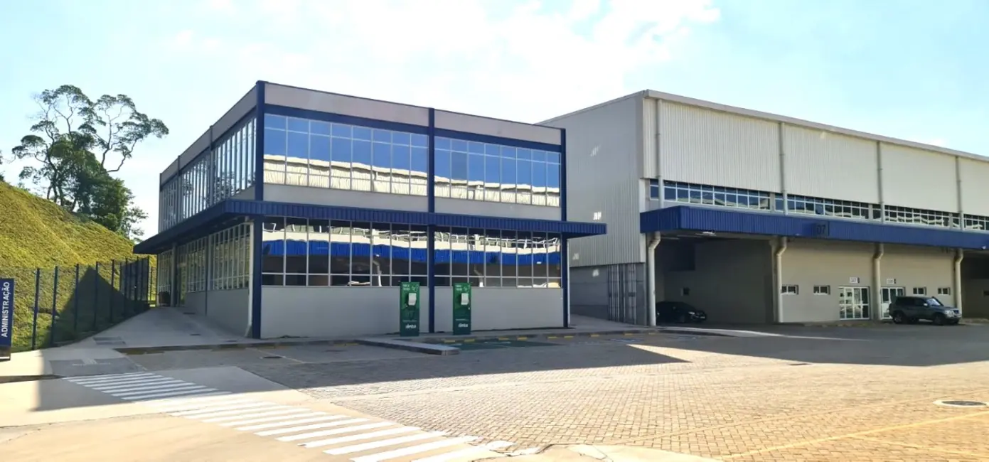 Armazém / Galpão para alugar, 3840m2 em Aracariguama - SP - imagem 6 Foto 6 de Armazém / Galpão para alugar, 3840m2 em Aracariguama - SP