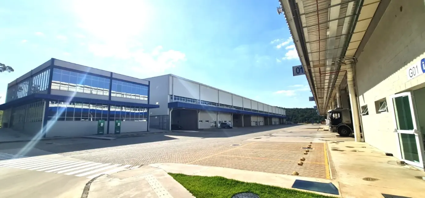 Armazém / Galpão para alugar, 3840m2 em Aracariguama - SP - imagem 5 Foto 5 de Armazém / Galpão para alugar, 3840m2 em Aracariguama - SP