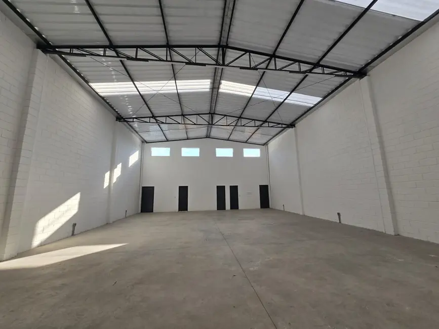 Foto 2 de Armazém / Galpão para alugar, 280m2 em Jardim do Paço, Sorocaba - SP