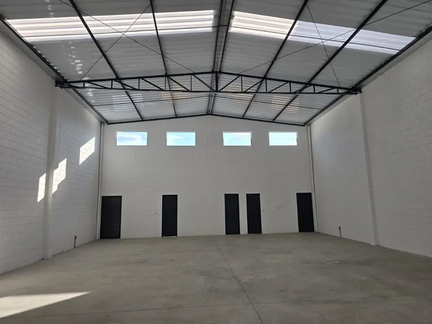 Armazém / Galpão para alugar, 280m2 em Jardim do Paço, Sorocaba - SP - imagem 4 Foto 4 de Armazém / Galpão para alugar, 280m2 em Jardim do Paço, Sorocaba - SP
