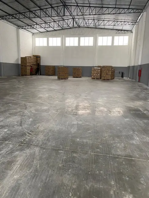 Foto 2 de Armazém / Galpão para alugar, 863m2 em Parque Empresarial das Mangueiras, Sorocaba - SP