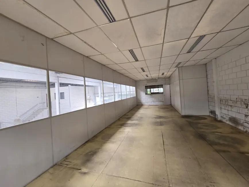 Foto 8 de Armazém / Galpão para alugar, 1060m2 em Retiro São João, Sorocaba - SP