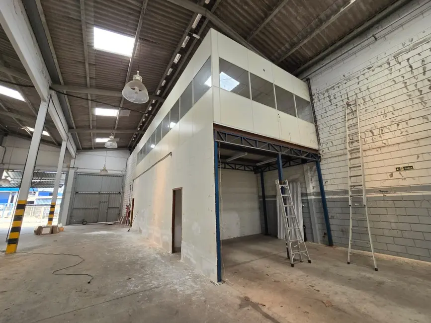 Foto 7 de Armazém / Galpão para alugar, 1060m2 em Retiro São João, Sorocaba - SP