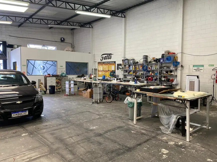 Foto 2 de Armazém / Galpão à venda, 410m2 em Parque dos Eucaliptos, Sorocaba - SP