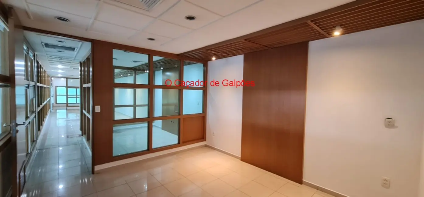 Foto 9 de Armazém / Galpão para alugar, 1381m2 em Jardim Santa Rosália, Sorocaba - SP