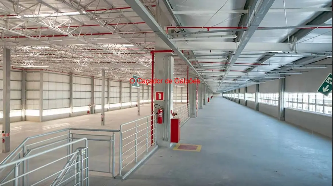 Armazém / Galpão para alugar, 14707m2 em Perus, São Paulo - SP - imagem 4 Foto 4 de Armazém / Galpão para alugar, 14707m2 em Perus, São Paulo - SP