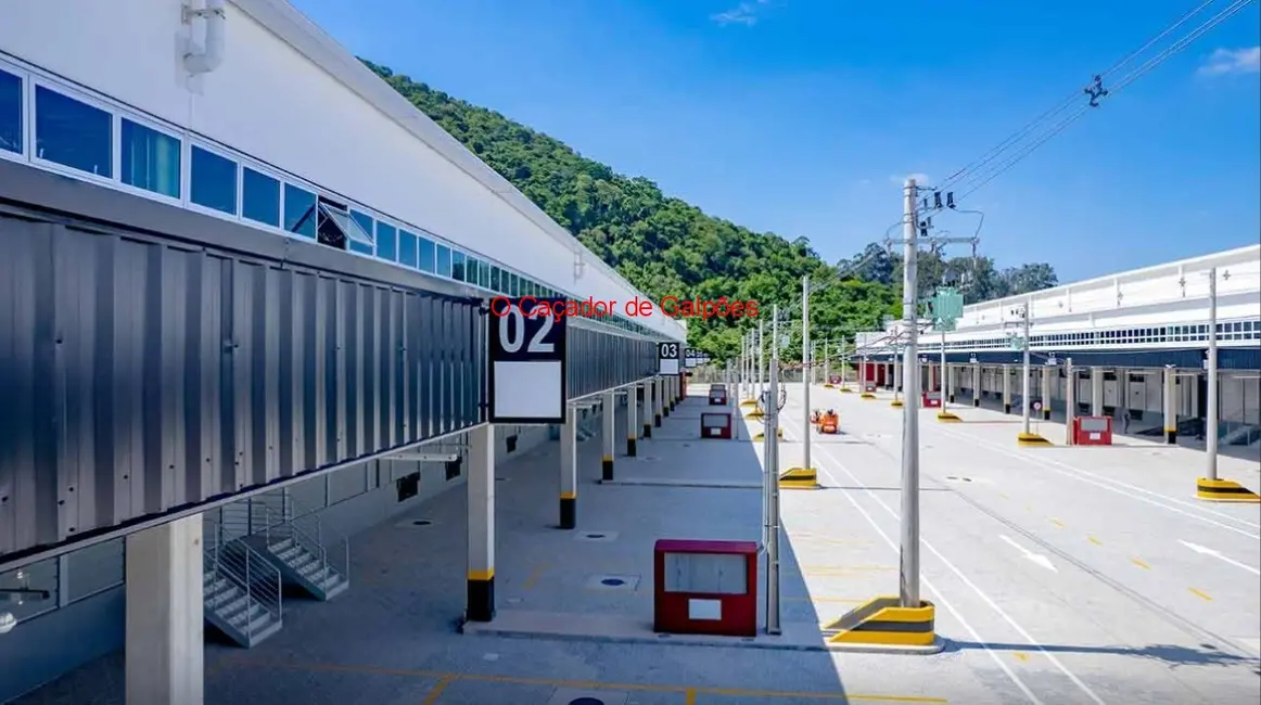 Armazém / Galpão para alugar, 11180m2 em Perus, São Paulo - SP - imagem 9 Foto 9 de Armazém / Galpão para alugar, 11180m2 em Perus, São Paulo - SP