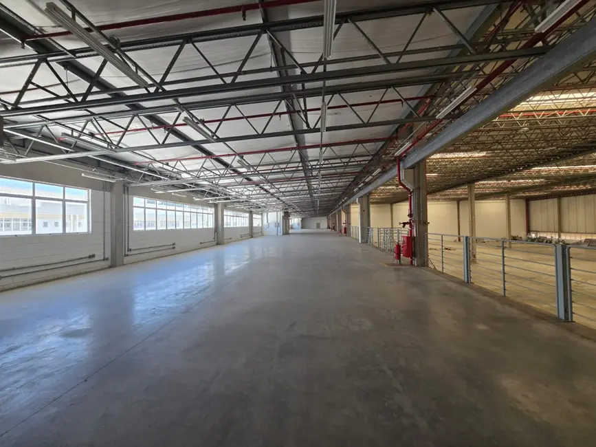 Foto 3 de Armazém / Galpão para alugar, 2400m2 em Boa Vista, Sorocaba - SP