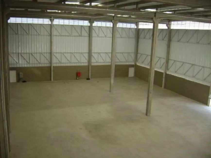 Armazém / Galpão para alugar, 1470m2 em Iporanga, Sorocaba - SP - imagem 4 Foto 4 de Armazém / Galpão para alugar, 1470m2 em Iporanga, Sorocaba - SP