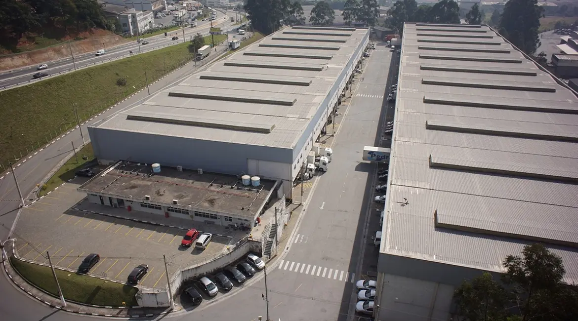 Foto 1 de Armazém / Galpão para alugar, 4723m2 em Jardim Itaquiti, Barueri - SP