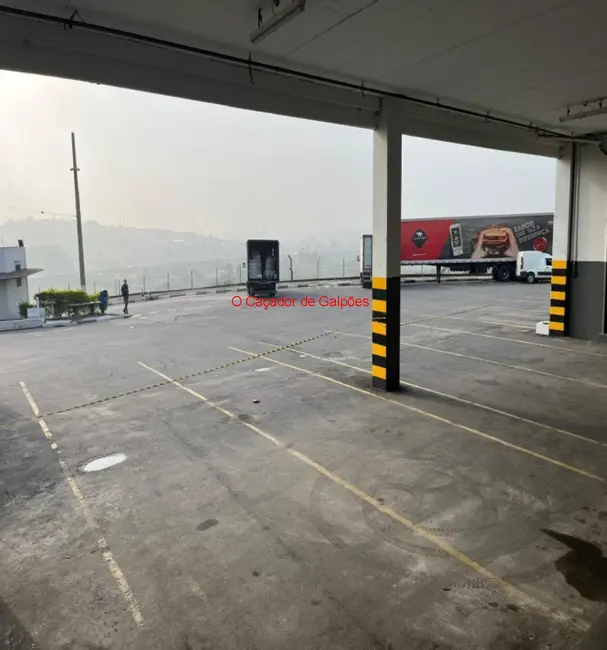 Armazém / Galpão para alugar, 1518m2 em Cidade Tupinambá, Guarulhos - SP - imagem 4 Foto 4 de Armazém / Galpão para alugar, 1518m2 em Cidade Tupinambá, Guarulhos - SP