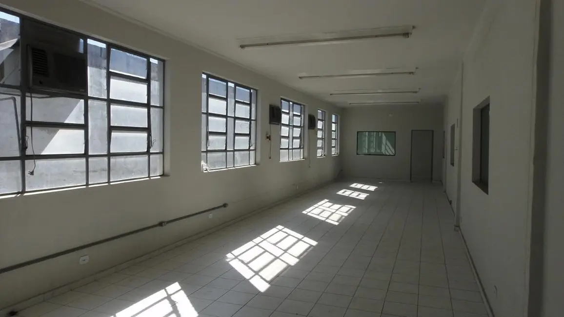 Armazém / Galpão para alugar, 1950m2 em Jardim Regina Alice, Barueri - SP - imagem 8 Foto 8 de Armazém / Galpão para alugar, 1950m2 em Jardim Regina Alice, Barueri - SP