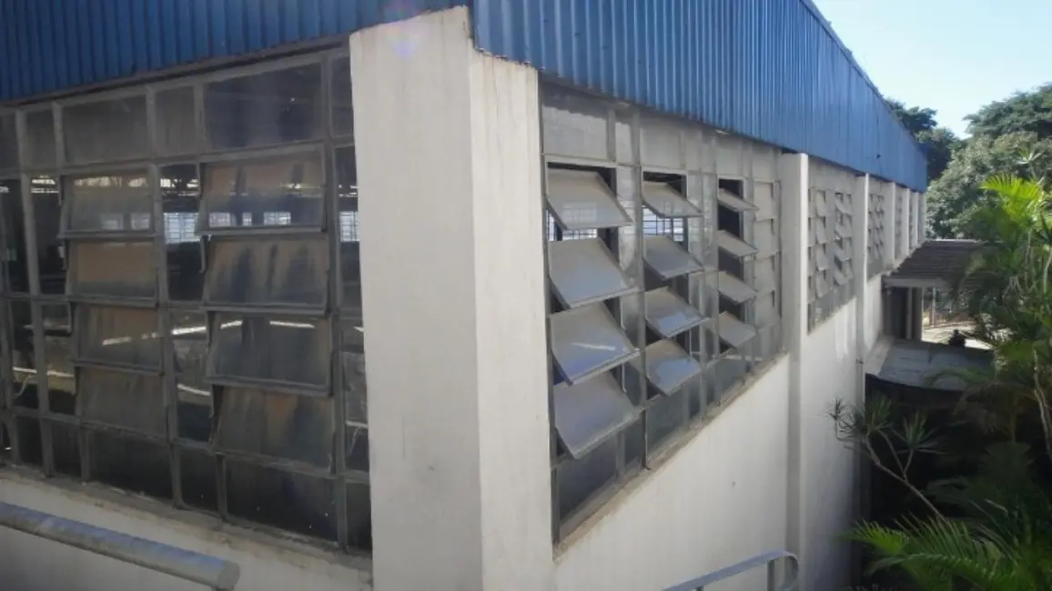 Armazém / Galpão para alugar, 1950m2 em Jardim Regina Alice, Barueri - SP - imagem 9 Foto 9 de Armazém / Galpão para alugar, 1950m2 em Jardim Regina Alice, Barueri - SP