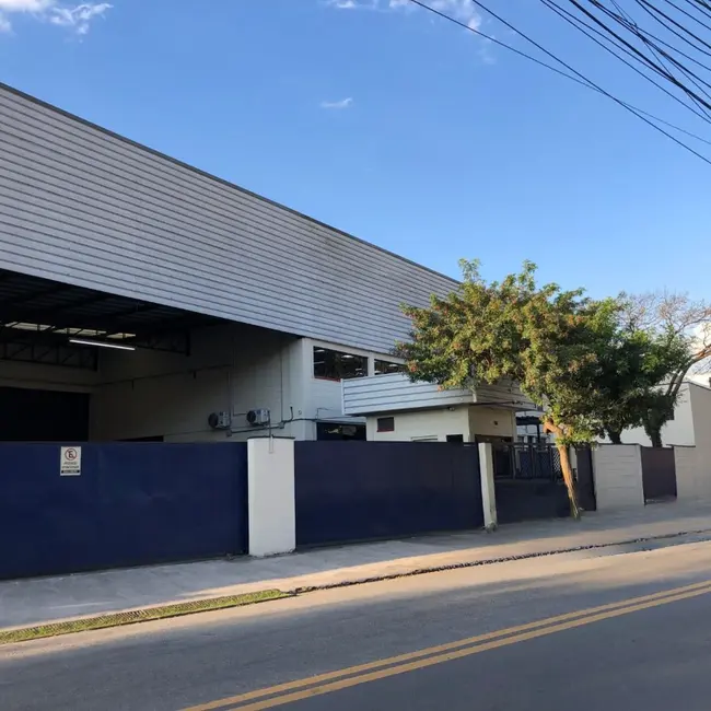 Foto 2 de Armazém / Galpão à venda, 3671m2 em Jardim Triângulo, Taboao Da Serra - SP