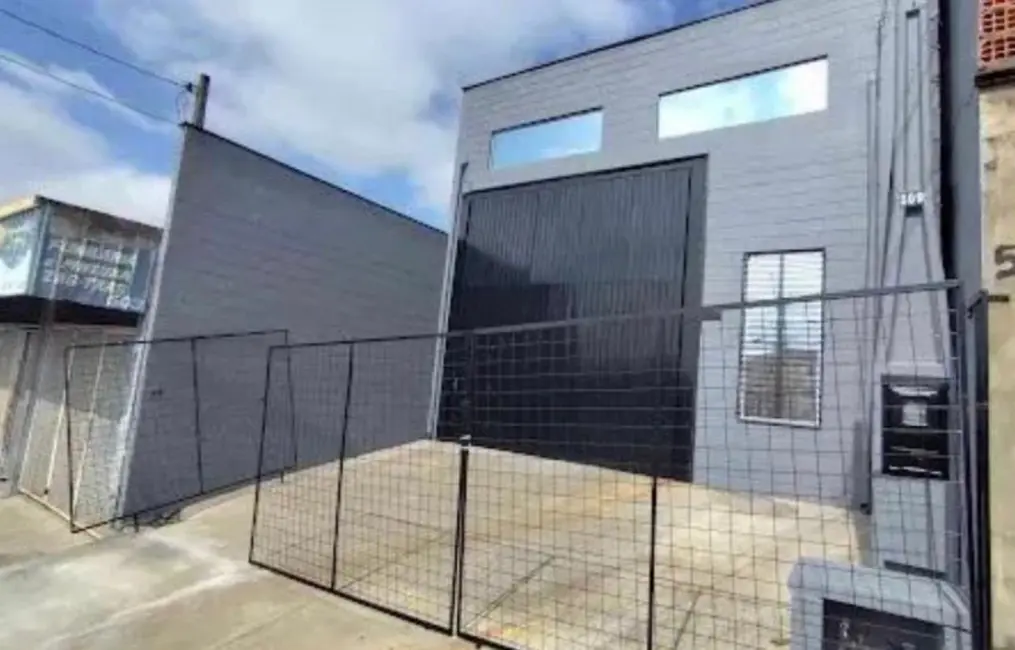Armazém / Galpão à venda e para alugar, 240m2 em Jardim Piazza di Roma, Sorocaba - SP - imagem 5 Foto 5 de Armazém / Galpão à venda e para alugar, 240m2 em Jardim Piazza di Roma, Sorocaba - SP