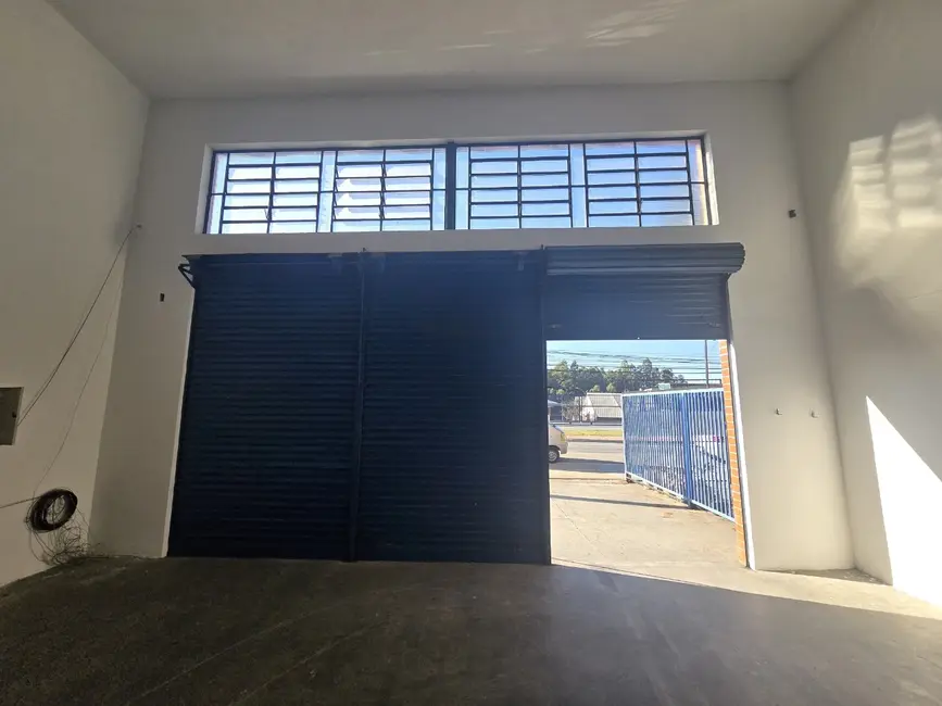 Foto 2 de Armazém / Galpão para alugar, 200m2 em Iporanga, Sorocaba - SP