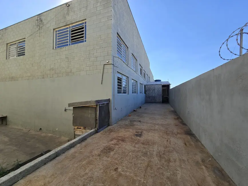 Armazém / Galpão para alugar, 606m2 em Zona Industrial, Sorocaba - SP - imagem 9 Foto 9 de Armazém / Galpão para alugar, 606m2 em Zona Industrial, Sorocaba - SP