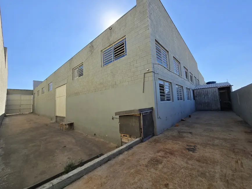 Armazém / Galpão para alugar, 606m2 em Zona Industrial, Sorocaba - SP - imagem 8 Foto 8 de Armazém / Galpão para alugar, 606m2 em Zona Industrial, Sorocaba - SP